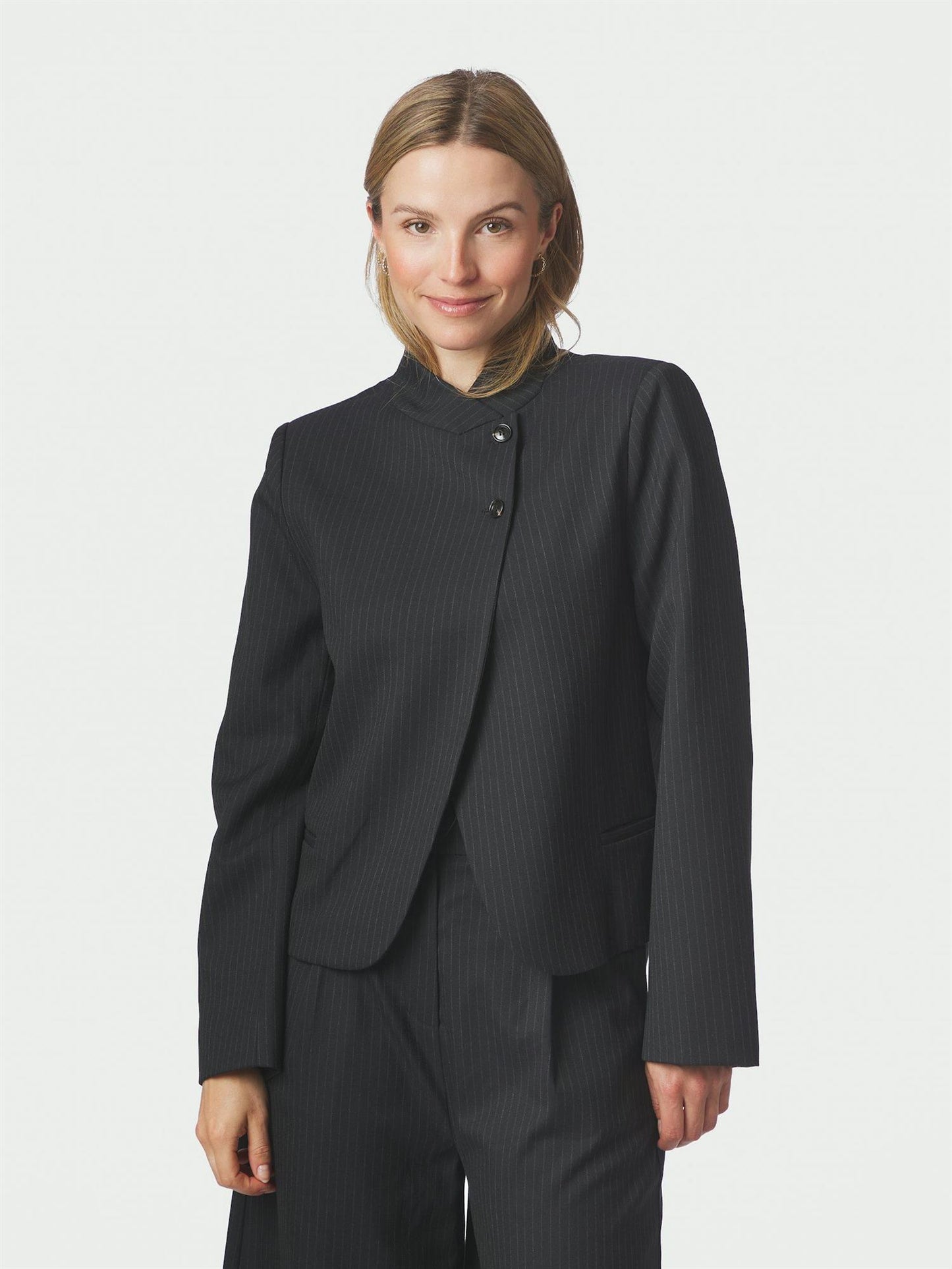 TIRIA SLIM PINSTRIPE BLAZER