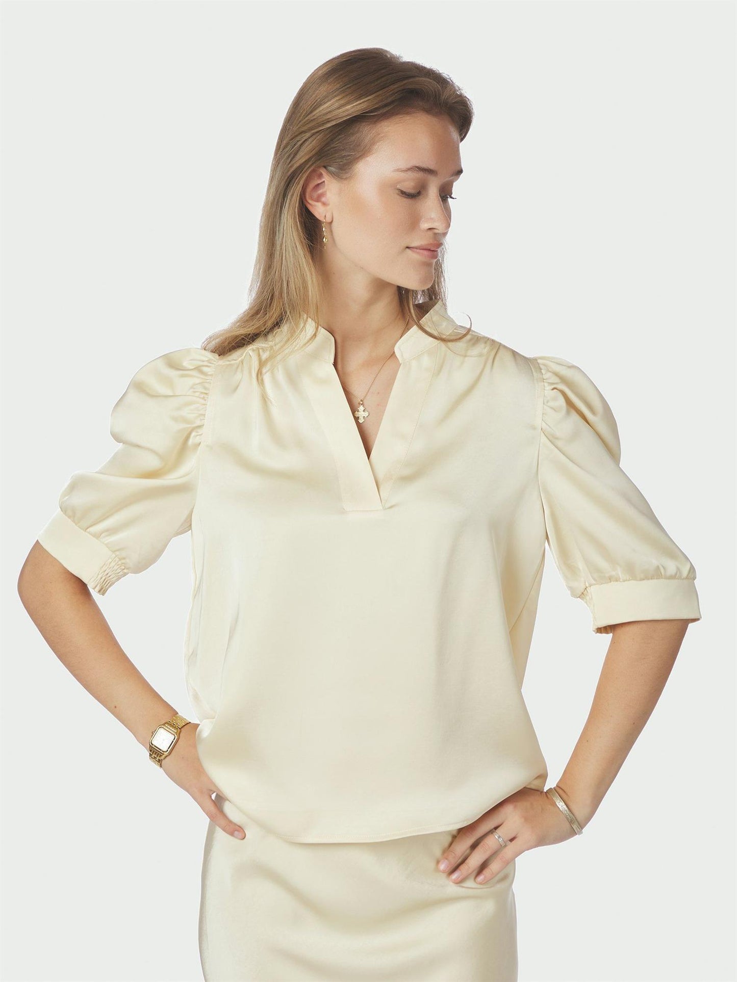 ROELLA HEAVY SATEEN BLOUSE