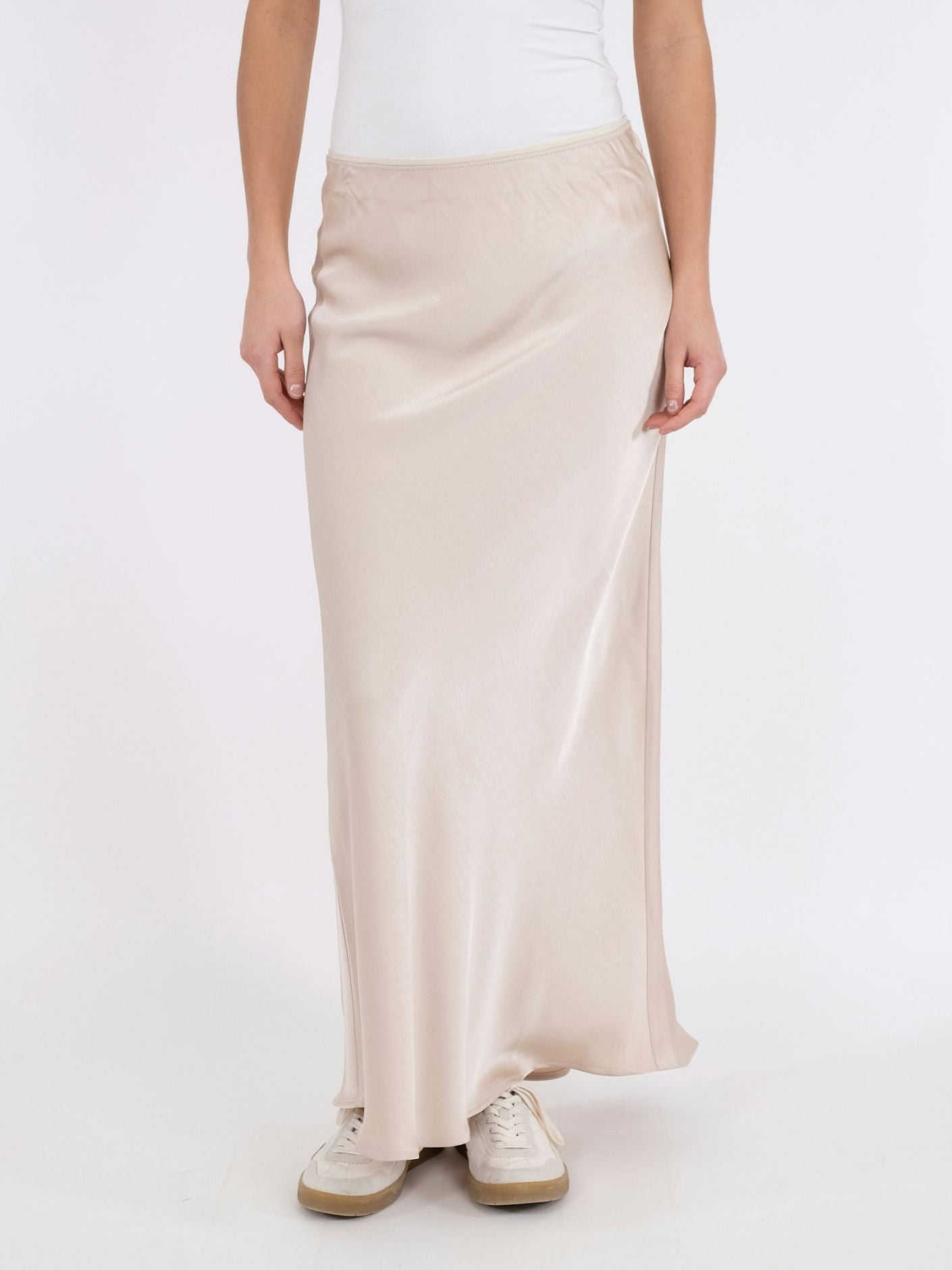 VICKY HEAVY SATEEN SKIRT