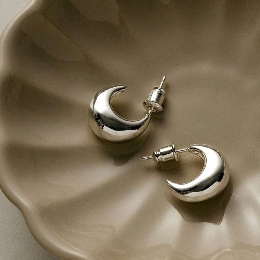 Tapered Domed Hoop