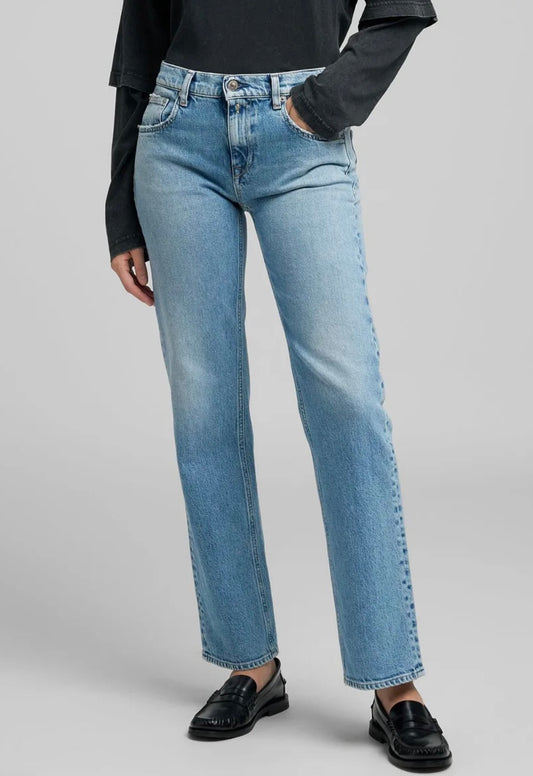 AKEME STRAIGHT LOW WAIST