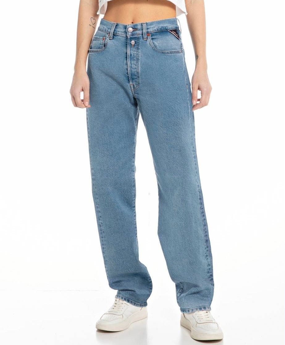 W9Z1 Straight Jeans