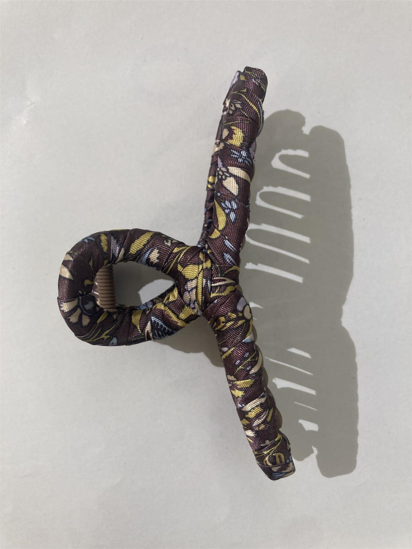 FIORA LUSTER CELABRINA HAIR CLAW