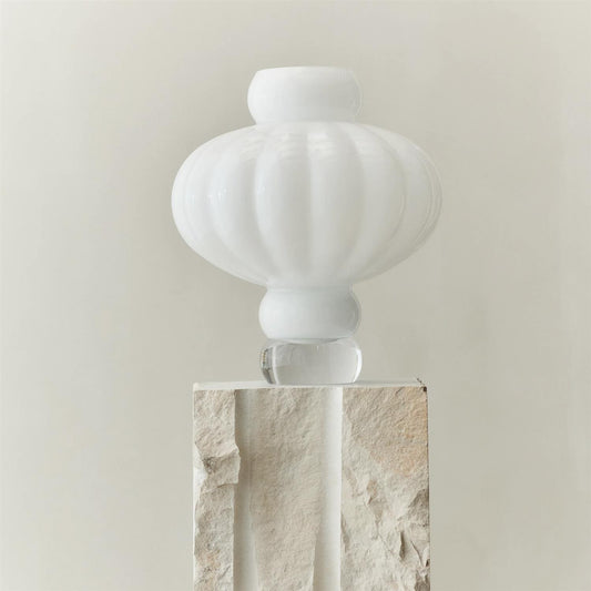Balloon Vase 03 Opal White