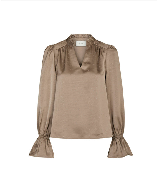 AMARA HEAVY SATEEN BEDAZ BLOUSE