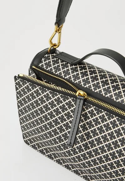 Loennas Shoulder Bag