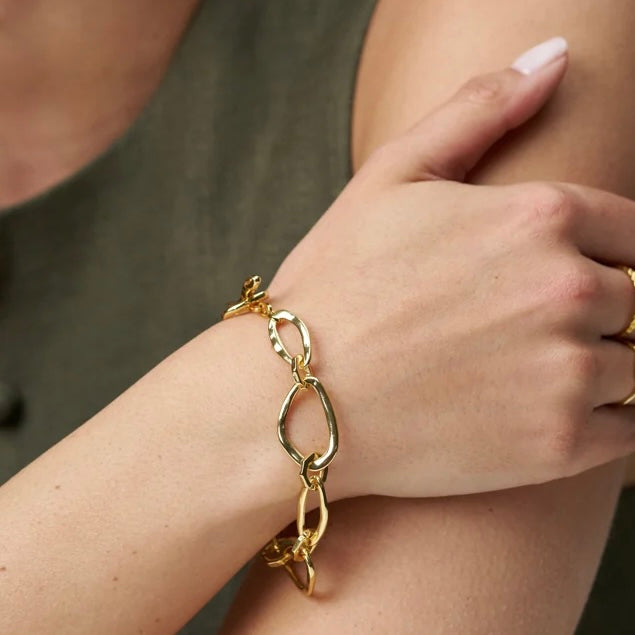 Organic Oval Link T-Bar Bracelet