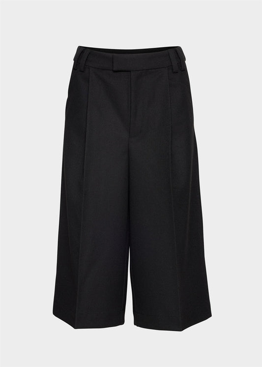 Wynne Bermuda Shorts