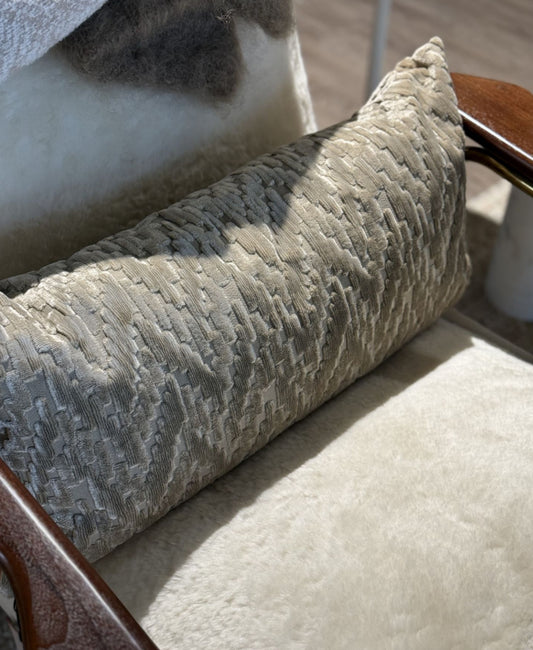 FOSSILE CUSHION 30X60